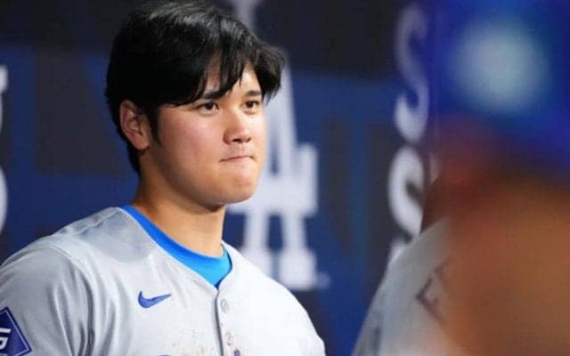 大谷翔平が宿舎を出発　水原通訳の姿はなし…周囲は騒然、1人でバス乗りこむ