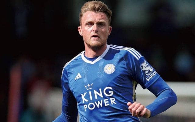 オーストラリア代表の絶対的存在も…レスターで構想外のDFサウターにアーノルド監督が最後通牒「次のマーケットで移籍を」