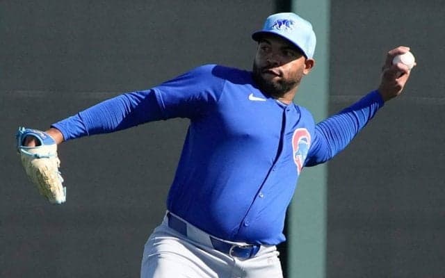 日本で147ホールドも…突きつけられた現実　元DeNA左腕“降格”に悲鳴「つらいです」