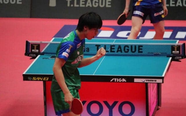 戸上隼輔が“スター軍団”KM東京を優勝に導く　篠塚大登とのパリ五輪ペアに言及「国際大会で経験を積む」【Tリーグ】