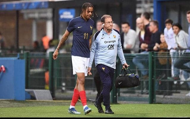 PSGのFWバルコラがハムストリング負傷で数週間離脱、CLバルセロナ戦出場が微妙に