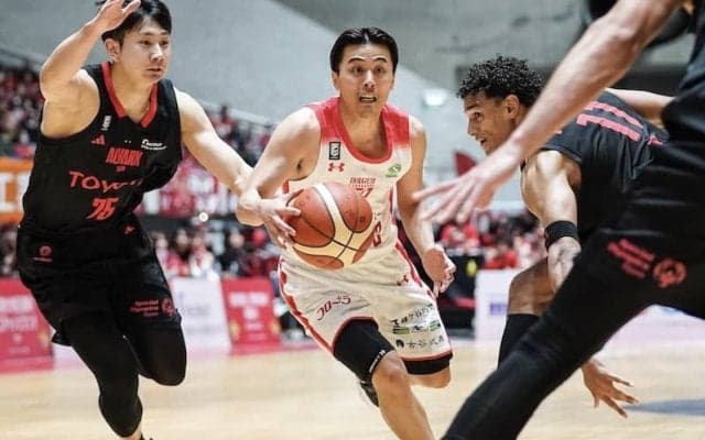 千葉ジェッツが1点差でアルバルク東京を撃破…東地区上位対決は1勝1敗のイーブンに