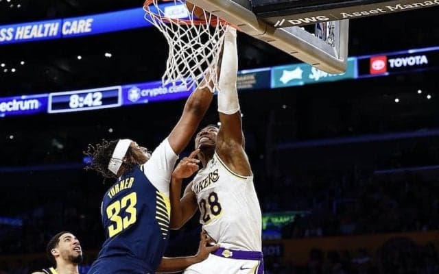 レイカーズがペイサーズとのハイスコアリングゲームを制して3連勝…八村塁は9得点をマーク