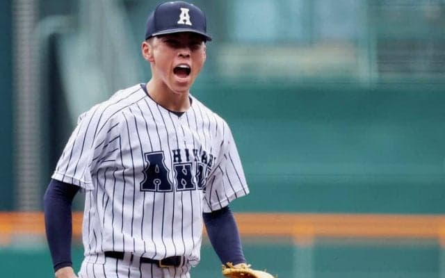 阿南光が春夏通じて初のベスト8　熊本国府を降す　センバツ