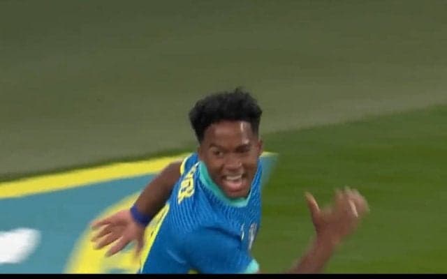 「かわいすぎる！！」17歳のブラジル代表エンドリッキ、代表初ゴールで感情爆発！思わず相手サポーターの元に駆け付け慌てて引き返す一部始終