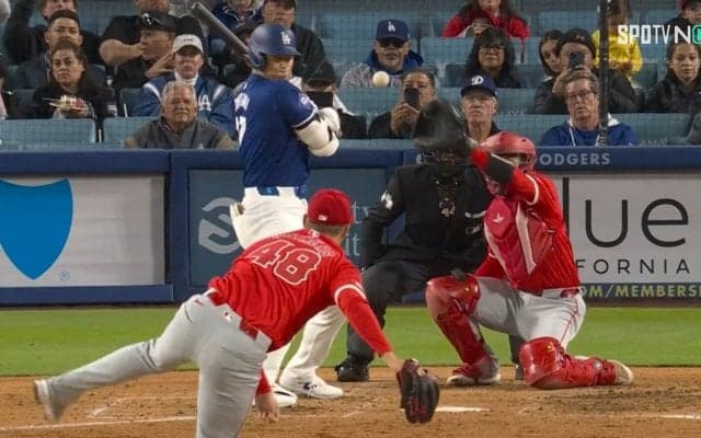 さすがの大谷翔平も目がまんまる状態 目の前数センチを通過した危険球に今年最大レベルの“叫び谷”な瞬間