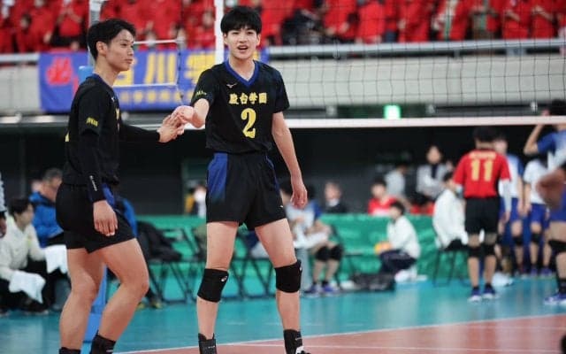 男子は春高連覇の駿台学園高を軸に優勝争い【さくらバレー2024】