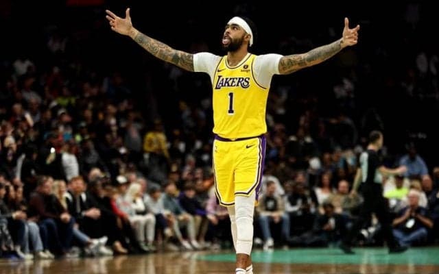 レイカーズのディアンジェロ・ラッセルが1シーズンの3ポイント成功数で球団新記録