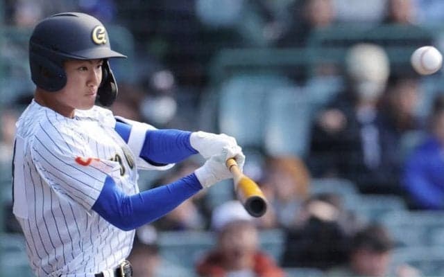 中央学院、春夏通じて初の8強　宇治山田商を振り切る　センバツ