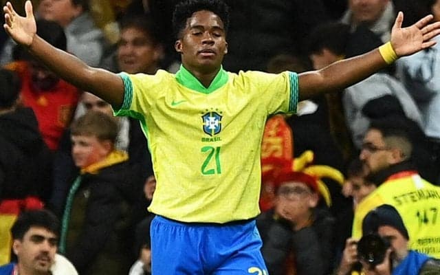 「ボレーうま」「これは本物」ブラジル代表の17歳エンドリッキがスペイン相手に左足ボレー弾！衝撃の2戦連発が話題「末恐ろしい」