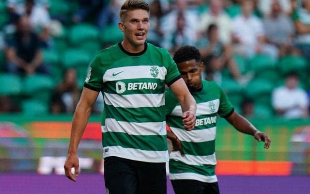 アーセナルが守田英正の同僚を狙う？ 今季39試合36ゴールの25歳スウェーデン代表FWに関心