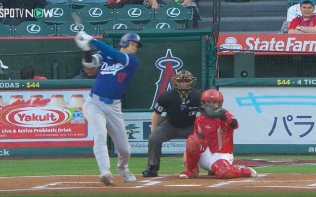 一体、何が起こった…？ 大谷翔平が珍しいタイプの“空振り三振”を奪われた瞬間　ファンから心配の声 「さすがに見ててツラい」「騒動後は完全におかしい」