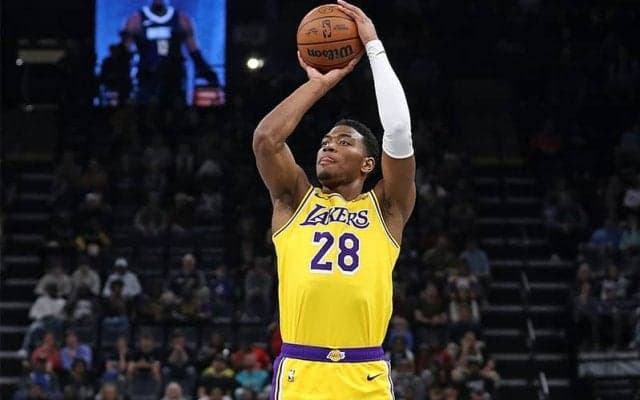 八村塁がキャリアハイ7本の3Pを成功…32得点の活躍でレイカーズを5連勝に導く、日本人対決は実現せず