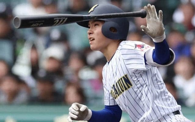 中央学院、春夏通じ初のベスト4　青森山田破る　センバツ