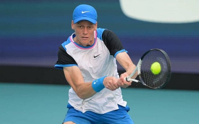 シナーが世界60位の勢いを止めて4強! 準決勝は全豪決勝のカードに[マイアミ・オープン]