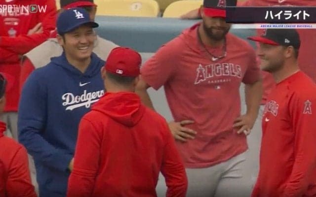 大谷翔平の水原騒動後も“神対応” 古巣・エンゼルスが優しすぎる瞬間　試合前の歓迎、サプライズ祝福にファンが感動 「泣けるな…」「エ軍の良さを一番感じてるのは大谷」
