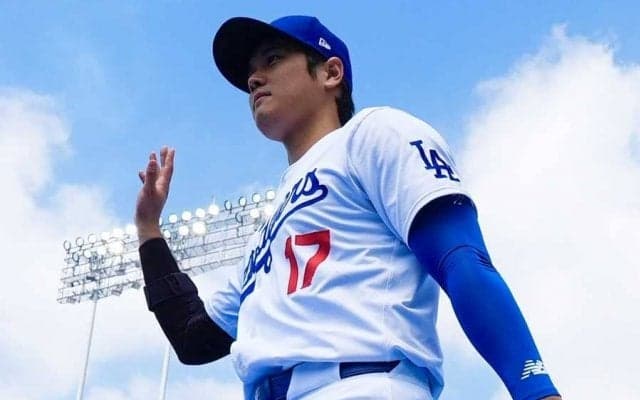 大谷翔平、本拠地開幕戦でマルチ「気合が入りました」　5万人超え…ド軍ファンに感謝