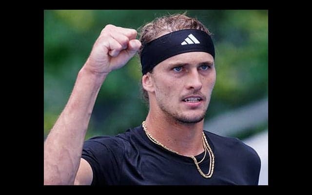 ズベレフ 伏兵撃破で6年ぶり4強