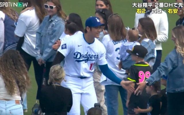 大谷翔平が一瞬見せた心躍る“どアップ”の「むふふ」顔 開幕セレモニーで本音だだ漏れな一コマにほっこり