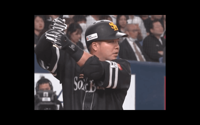 鷹・山川穂高が移籍後初アーチ　衝撃の逆方向弾…新天地でも“どすこいポーズ”披露