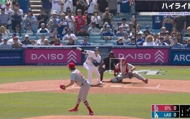 「通訳いらねえｗ」「アンチも完全沈黙」 大谷翔平が天才的なバッティングを披露した瞬間　難しい変化球を上手く弾き返した“技ありヒット”