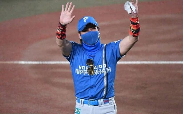 新庄剛志監督、初開幕戦勝利にご機嫌　3年目初の貯金「最高やね、チャンピオン」