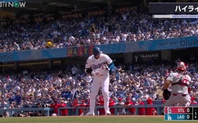 球場で何が起きてる…？「鳥肌立った」「揺れた？」 大谷翔平の打席で特大“スタンディングオベーション”が起きた瞬間　地響きのような歓声が響き渡る