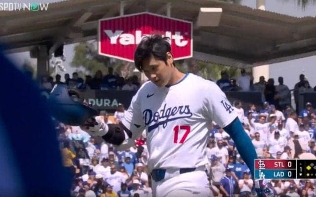 一体、何が起きた…！？ 大谷翔平がまさかの大暴走！ 走塁ミス後に見せた一瞬の“表情”にファン騒然 「謎すぎる」「何が原因なんだ？」