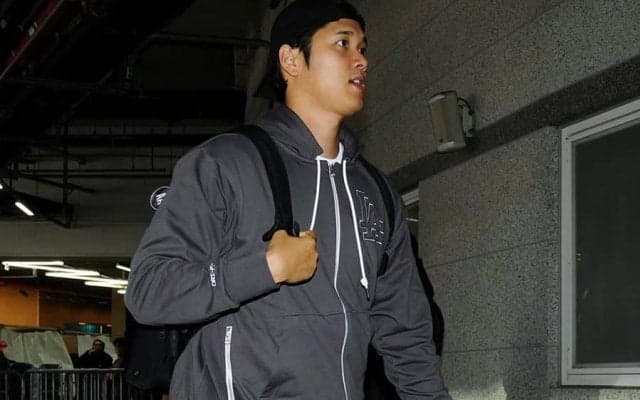 大谷翔平、濡れ髪のまま超速帰宅「お疲れっした」　真美子夫人ら観戦も今季初無安打