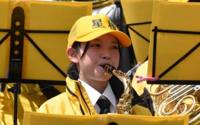 自宅は半壊、でも…　星稜のサックス奏者、最後の演奏　センバツ