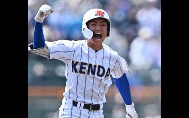上毛三山の底力　元プロが父の健大高崎・高山が決勝打　センバツ