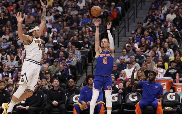 ニックスのドンテ・ディビンチェンゾが1シーズンの3ポイント成功数で球団新記録