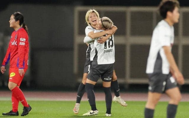 川澄奈穂美が決勝点！5連戦の新潟LがN相模原との我慢比べを制し、タイトル争いへ食らい付く【WEリーグ】