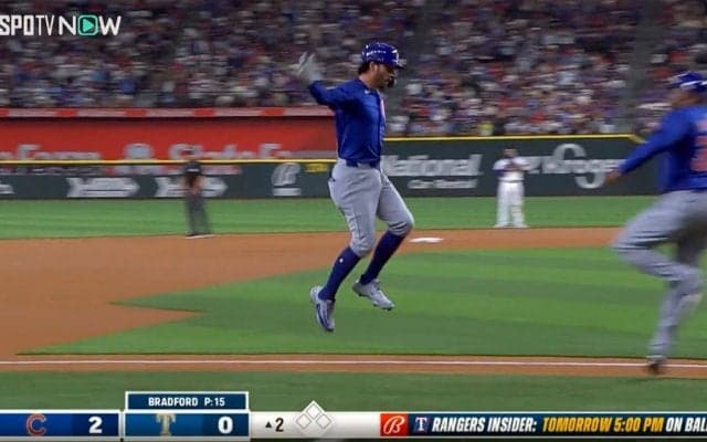 スキップしながらホームイン！「すごい打球」「さすスワンソン」鈴木誠也の同僚スラッガー、今季初安打が119メートル弾となり喜び爆発の瞬間