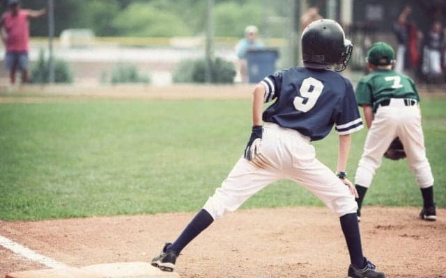 子供の体力低下、スポーツ離れにどう対処すべき？習い事より先に出来ること