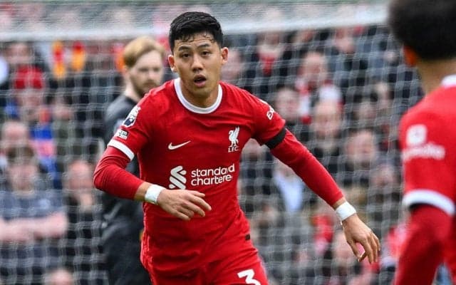 「粘り強いパフォーマンス」「勇敢さを見せた」ブライトン戦にフル出場の遠藤航、中盤でのパフォーマンスが現地で高評価