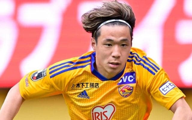 【J2「一進一退」】仙台、MF相良の「完璧コントロール決勝点」で逆転勝ち 「守備→攻撃」森山監督の強化法が奏功(2)