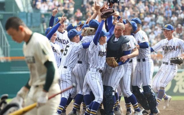 健大高崎が春夏通じて初の全国制覇 準決勝まで打率.071の森山竜之輔が「半足分」のスペースをつくって好投手攻略の大仕事