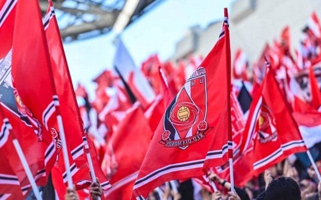 「めちゃくちゃ可愛くて、最高でした！」J1浦和の試合での「ホリプロ所属の女性フリーアナ＆人気女性タレント」の豪華共演2ショットが大反響！「2人とも可愛い♪」の声