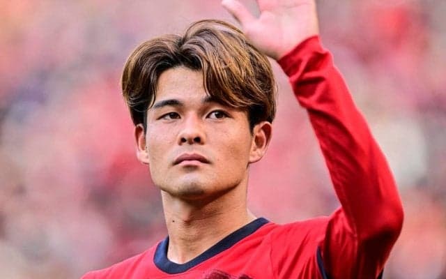 【J1鹿島のボランチが熱い。土居聖真と佐野海舟の言葉から読み解く競争の構図(2)】土居聖真もボランチのライバル＆相棒に……佐野海舟が持つチーム内での危機意識