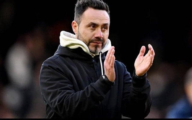 デ・ゼルビ監督のリバプール行きはなし？　クロップ監督後任の最有力はスポルティングCP指揮官か