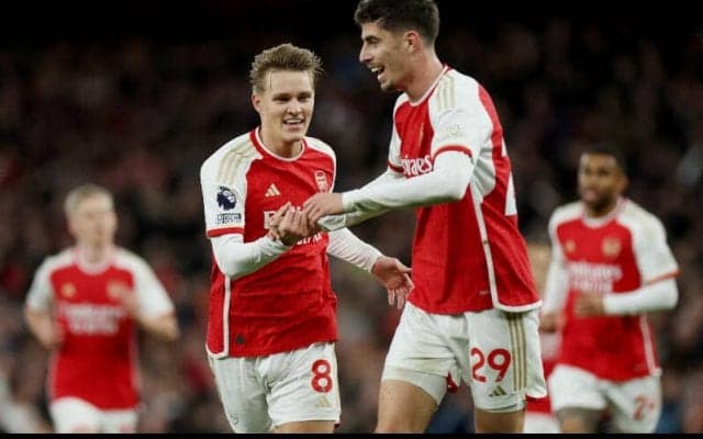 冨安途中出場のアーセナルが橋岡のOGなどでルートンに完勝し暫定首位に浮上！【プレミアリーグ】