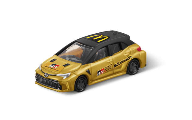マクドナルドのハッピーセットにGRカローラのトミカが登場、カッレ・ロバンペラが記念動画でドリフト披露