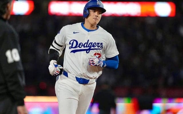 大谷翔平、待望の移籍後1号でド軍4連勝　豪快ソロに球場総立ち…2安打1打点で打率.270