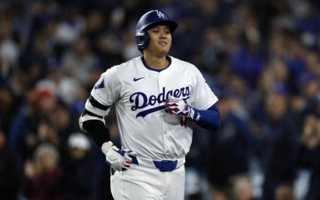 「オオタニのプレッシャーを理解するのは不可能」大谷翔平が移籍1号を生み出すまでの重圧に米メディアも注目