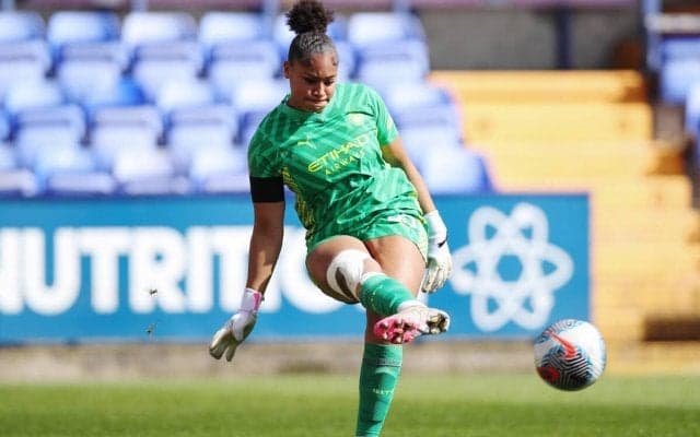 ユーロ予選に臨むイングランド女子、19歳GKキーティングがヒザ負傷で離脱…シティでは全試合に出場中