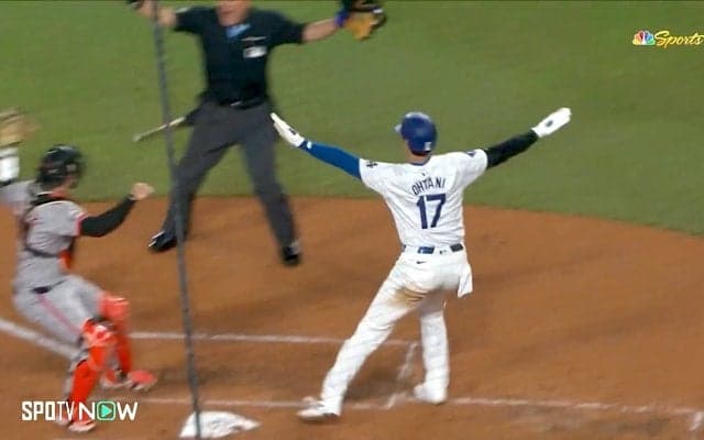 大谷翔平が特大弾の直前に見せた“驚異の俊足” 一塁から長躯ホームイン 「一塁がもう得点圏」「超特急」ファンも驚愕