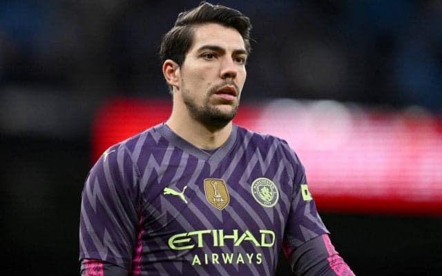 契約最終年へ向かうシティGKオルテガ、家族事情も去就左右か　「決断は僕1人でするものではない」