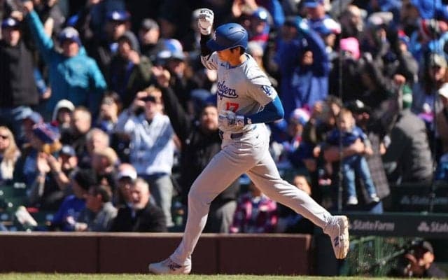 大谷翔平、2戦連続2号2ランに敵地騒然　鈴木誠也の目の前で…日本人歴代最多あと2