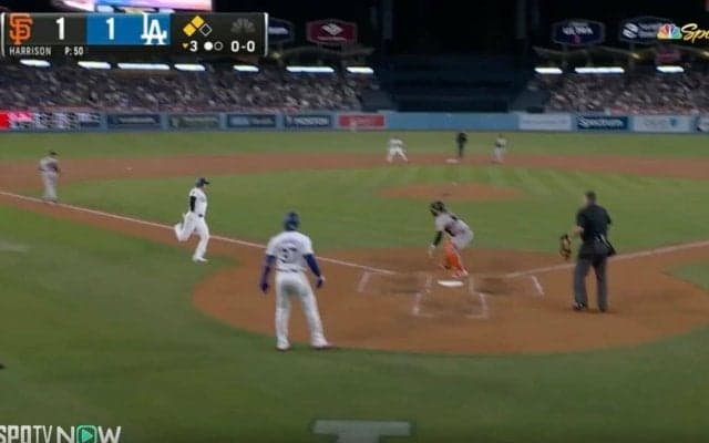 球場騒然！ 大谷翔平の“爆速走塁”が一気に超加速する瞬間がヤバすぎる　異次元スピードで一塁からホームイン「相手守備陣が混乱してるな」「周東かよ」